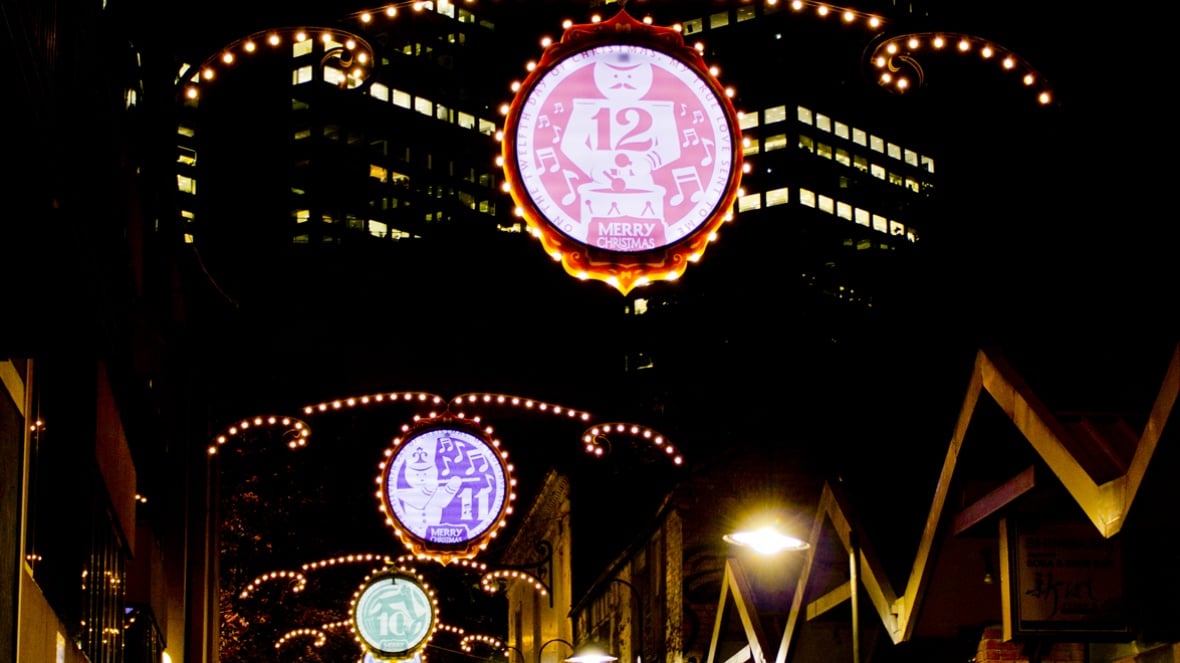 City of Melbourne : Christmas Design light decorations 1