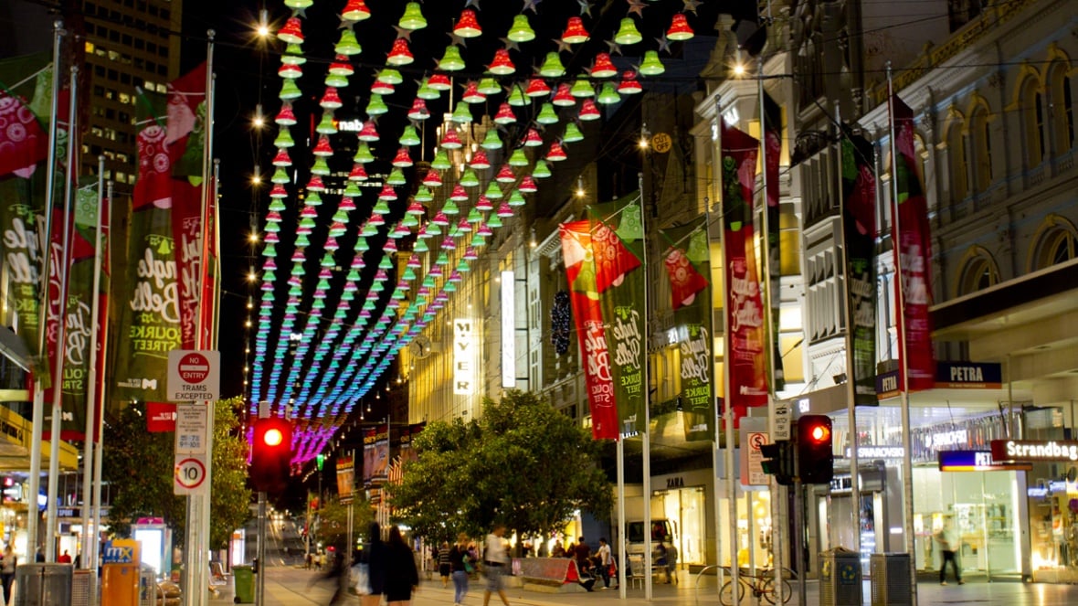 City of Melbourne : Christmas Design flag decorations 2